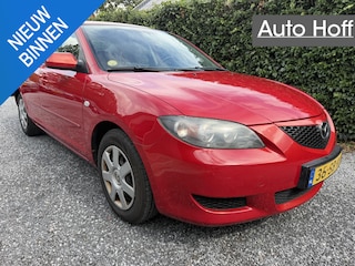 Mazda 3 1.6 Touring | Airco | Elekt. Ramen | Radio / CD | Trekhaak | PDC | APK tot 23-07-2027!