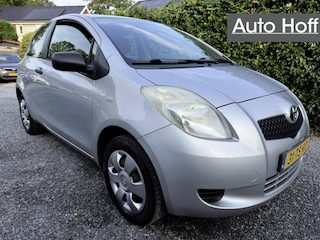 Toyota Yaris 1.0 VVTi Terra | Elekt. Ramen | Radio / CD | Stuurbekrachtiging | Nieuwe APK!