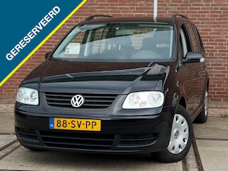 Volkswagen Touran 1.6-16V FSI Highline |Clima |CruiseC |Nieuwe APK