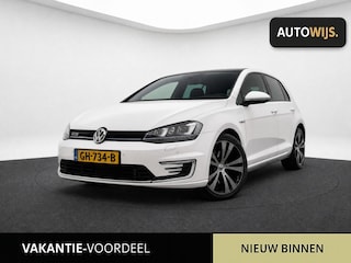 Volkswagen Golf 1.4 TSI GTE |PANO|NL AUTO|LED|PDC|STOELVERWARM