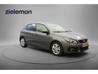 Peugeot 308 1.2 PureTech Executive - Panorama, Carplay, Cruise
