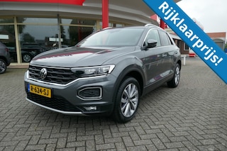 Volkswagen T-Roc 1.5 TSI SPORT BUSINESS  AUTOMAAT  150 PK  NAVI/TREKHAAK/CAMERA