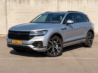 Volkswagen Touareg 3.0 TSi V6 | Black Edition | 4MOTION R-line velgen | Pano | Leder | Virtual | ACC | Full Options | Beurt gehad.