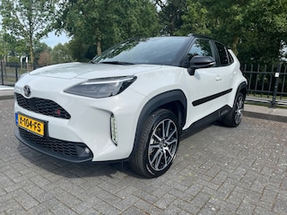 Toyota Yaris Cross 1.5 Hybrid GR Sport | Pano | 4Seasons | Camera | PDC | ACC | Navi