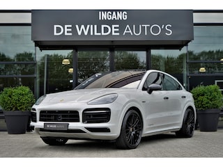 Porsche Cayenne 3.0 E-Hybrid SportDesign Krijt SoftClose 4-Wielsturing Trekhaak 18-weg Stoelventilatie