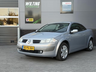 Renault Mégane Coupé-Cabriolet 2.0-16V Privilège Luxe