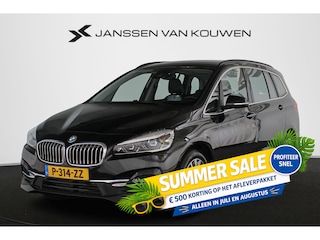 BMW 2-serie Tourer 216i Business Edition Plus Trekhaak Stoelverwarming Head-Up Harman Kardon