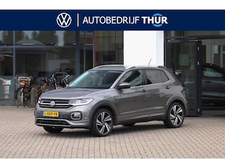 Volkswagen T-Cross 1.0 TSI Style Door ons geleverd en onderhouden, achteruitrijcamera (Rear View), parkeersensoren voor en achter (PDC), navigatie, 2-zone climatronic, adaptieve cruise control (ACC), privacy glas, digital cockpit pro, elektrisch verstel-, verwarm- en inklapbare buitenspiegels, multifunctioneel lederen stuurwiel, grootlichtassistent (Light Assist), dodehoekdetectie (Side Assist), draadloze telefoonlader, keyless go & entry etc.