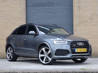 Audi Q3 2.0 TFSI quattro S line Automaat | 20" Audi Sport | Alcantara | Camera | Haak |