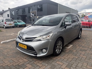 Toyota Corolla Verso 1.8 VVT-i Dynamic Business Nw Apk - Vol Ondh