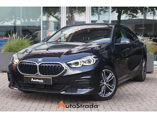 BMW 2-serie (f44) 218i SportLine | Sfeer | Camera | LED | Stoelverwarming |