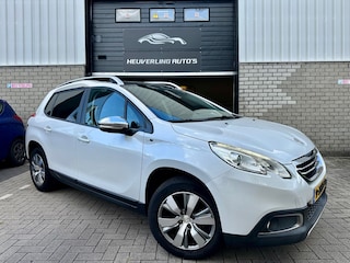 Peugeot 2008 1.2 PureTech Style | Cruise | Clima | Pano | PDC