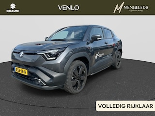 Suzuki e Vitara Style 61 kWh RIJKLAAR | DEMO | All-Seasonbanden | Navigatie | Climate Control | 360 Camera