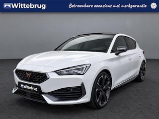 Cupra Leon 1.4 e-Hybrid 245pk Performance DSG Automaat / Panoramadak / Performance / 19"LM velgen / Navigatie Trans