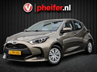 Toyota Yaris 1.5 Hybrid Active Nieuw model!/ Carplay/ Dab/ Camera/ Navigatie Apps/ Climate control/ Keyless/ Cruise control