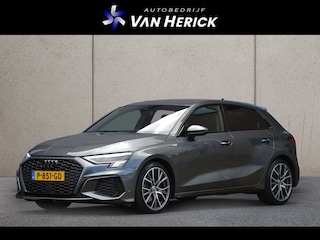 Audi A3 Sportback 30 TFSI S edition Automaat | Navi | ACC | Trekhaak | 18" lmv