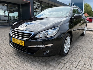 Peugeot 308 1.2 SW PureTech Style Trekhaak - Clima - Pano