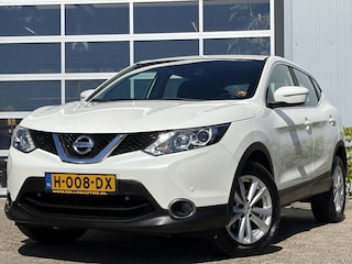 Nissan Qashqai 1.2 Connect Edition 116pk 116pk | Achteruitrijcamera | Bluetooth | Cruise control | Dab | Lichtmetalen velgen 17" | Parkeersensor voor en achter | Voorstoelen verwarmd | Perfect onderhouden!