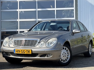 Mercedes-Benz E-klasse 320 CDI Elegance Select 224pk | Bi-xenon koplampen | Cruise control | Cd-wisselaar | Electronic climate control | Lichtmetalen velgen 16" | Navigatiesysteem full map | Trekhaak | Prachtig exemplaar!