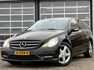 Mercedes-Benz R-klasse 300 CDI BlueEFFICIENCY 190pk | 7-persoons | Achteruitrijcamera | Bi-xenon koplampen | Cruise control | Lederen bekleding | Luchtvering | Parkeersensor voor en achter | Voorstoelen verwarmd | Dealer onderhouden!
