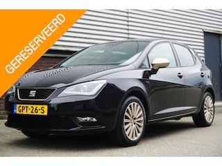 Seat Ibiza ST 1.0 Navigatie/Xenon/Parkeersensor/All-Seasonbanden