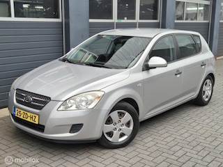 Kia Ceed cee'd Sporty Wagon 1.4 X-ecutive | AIRCO | ELEK RAMEN | CV | TREKHAAK |