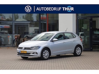 Volkswagen Polo 1.0 TSI Comfortline 95PK / 70kW, 2e eigenaar nieuw door ons geleverd & onderhouden, elektrisch verstel-, verwarm- en inklapbare buitenspiegels (spiegel-pakket), digital cockpit pro, parkeersensoren voor en achter (PDC), Executive pakket (navigatie, Apple Carplay & Android Auto, DAB+, alarm klasse 3), adaptieve cruise control (ACC), airco, multifunctioneel lederen stuurwiel etc.