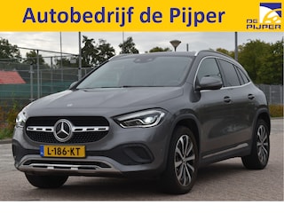 Mercedes-Benz GLA 200 AMG Line , PARKEER CAMERA , TREKHAAK,BOEKJES,NAP EN ONDERHOUDSHISTORIE