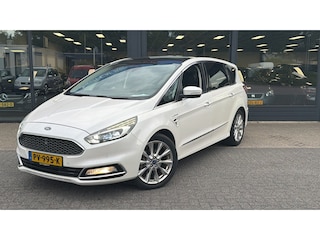Ford S-MAX 2.0 Vignale Full options. “NAP” orgineel NL 1e eigenaar!!!