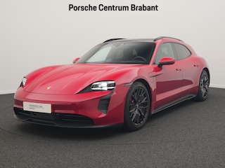 Porsche Taycan GTS 93 kWh Porsche Taycan Sport Turismo GTS 84 kWh
