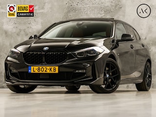 BMW 118i M Sport Automaat (PANORAMADAK, M PAKKET, DEALER ONDERHOUDEN, STUUR/STOELVERWARMING, CAMERA, BRUIN LEDER, SPOILER, BLACK PACK, SFEERVERLICHTING, NIEUWSTAAT)
