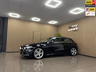 Mercedes-Benz A-klasse 200 Launch Edition Premium Plus * Automaat / Leder / Camera / Stoelverwarming *