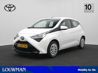 Toyota Aygo 1.0 VVT-i x-play | NL Auto | Dealer Onderhouden | Achteruitrijcamera | Binnen 31-8
