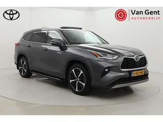 Toyota Highlander 7 pers. 2.5 AWD Hybrid Premium | Panoramadak | Trekhaak | Treeplanken | 360 camera | Leder | Head-up display | JBL | 20 inch | Stoelventilatie | Stuurwiel verwarmd | Navigatie | Apple Carplay / Android Auto | Dodehoek detectie