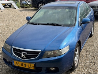 Honda Accord 2.0i Sport Plus Leer Pano StoelVerwarming Parkeersensoren Clima Cruise