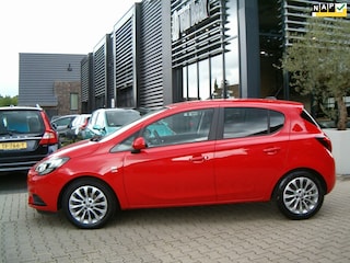 Opel Corsa 1.4 120 Jaar Edition + Camera