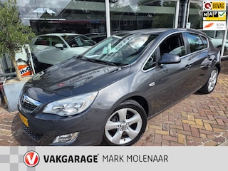 Opel Astra 1.4 Turbo Cosmo,goed onderhouden auto,trekhaak
