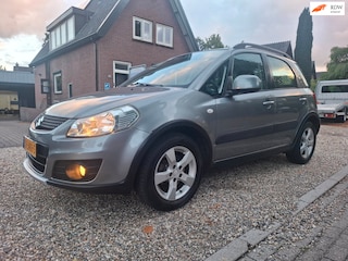 Suzuki SX4 1.6 Exclusive climat trekhaak nwe APK
