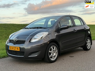 Toyota Yaris 1.3 VVTi Aspiration | Automaat | Airco | Navigatie