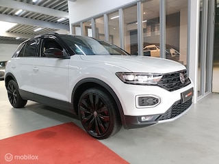 Volkswagen T-Roc 1.5 TSI VIRTUAL DSG Sport DSG CAMERA NAVI CRUISE LED VELGEN STOELVERW.