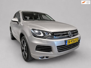 Volkswagen Touareg 3.0 TSI Hybrid High Edition - Panoramadak - Leder - Stoelverw en Koeling - Elektr klep - Elektr trekhaak