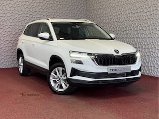 Skoda Karoq 1.5 TSI 150PK CARPLAY NAVI VIR.COCKPIT STOEL/STUUR VERW. ADAP.CRUISE ✅ Top Auto's 30 jaar VAG Specialist / Zowel PHEV / HEV / HYBRID als Type's Business / Edition / Sportline / Ultimate etc✅