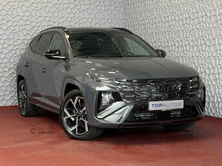 Hyundai Tucson NW AUTO 4WD 288PK N LINE + 1.6 T-GDI PHEV SKY PANO CAMERA STOELVERWARM 19" LMV ZWARTE HEMEL STUURVERW. PLUG IN HYBRIDE 4X4 AWD