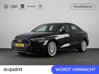 Audi A3 Limousine 35 TFSI Business edition 150 pk S-tronic | Navigatie | Parkeersensoren achter | Cruise control | LED koplampen | Apple Carplay/Android Auto |