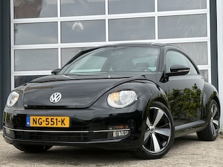 Volkswagen Beetle 1.2 TSI Design ABT pakket 105pk | Nieuwe APK | Apple carplay/Android Auto | Cruise control | Lichtmetalen velgen 18" | Parkeersensor voor en achter | Dealer onderhouden!