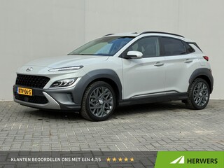 Hyundai Kona 1.6 GDI HEV Premium Sky / Fabrieksgarantie t/m 07-2027 / Schuif/open dak / Stoelverwarming / Lederen bekleding / Achteruitrijcamera / Apple CarPlay/Android Auto / Navigatiesysteem /