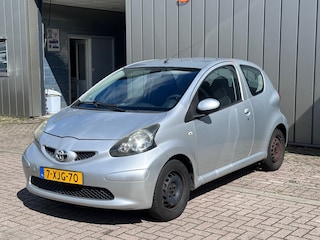Toyota Aygo 1.0-12V + AIRCO AUTOMAAT