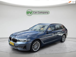 BMW 5-serie Touring 530e Business Edition Plus | Trekhaak | Elektrisch stoelen | Adap Cruise | CarPlay | Volleder | Stoelverwarmin