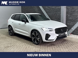Volvo XC60 T6 Ultra Black Edition | 22 Inch | Luchtvering | Bowers & Wilkins | 360° Camera | Stoelventilatie