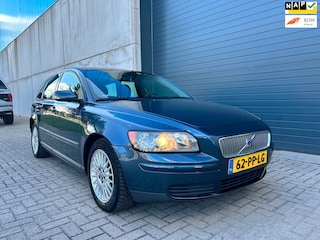 Volvo V50 2.4i AUT CLIMA PDC NAP